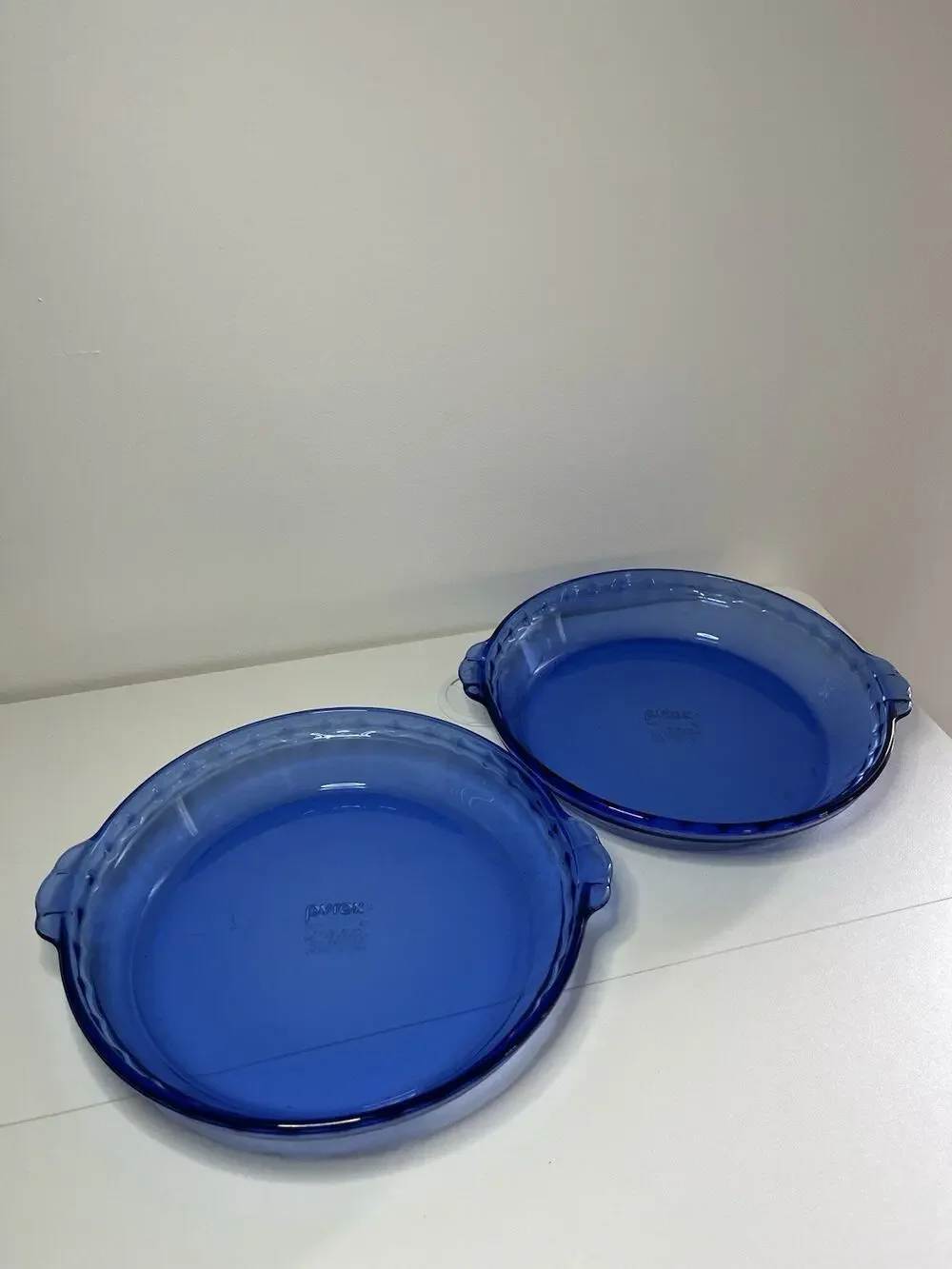 Set Of 2 Vintage Pyrex Deep Dish Crimped Pie Plates In Cobalt Blue #229 9.5”